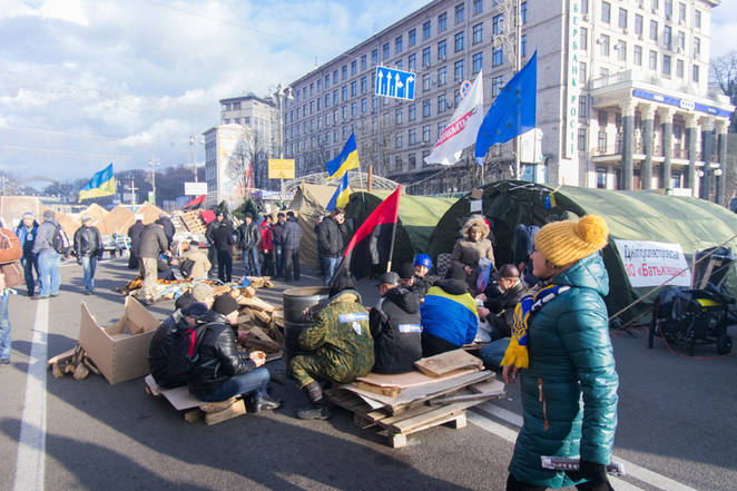 Ukrainian lawyers show resistance on the side of protesters.